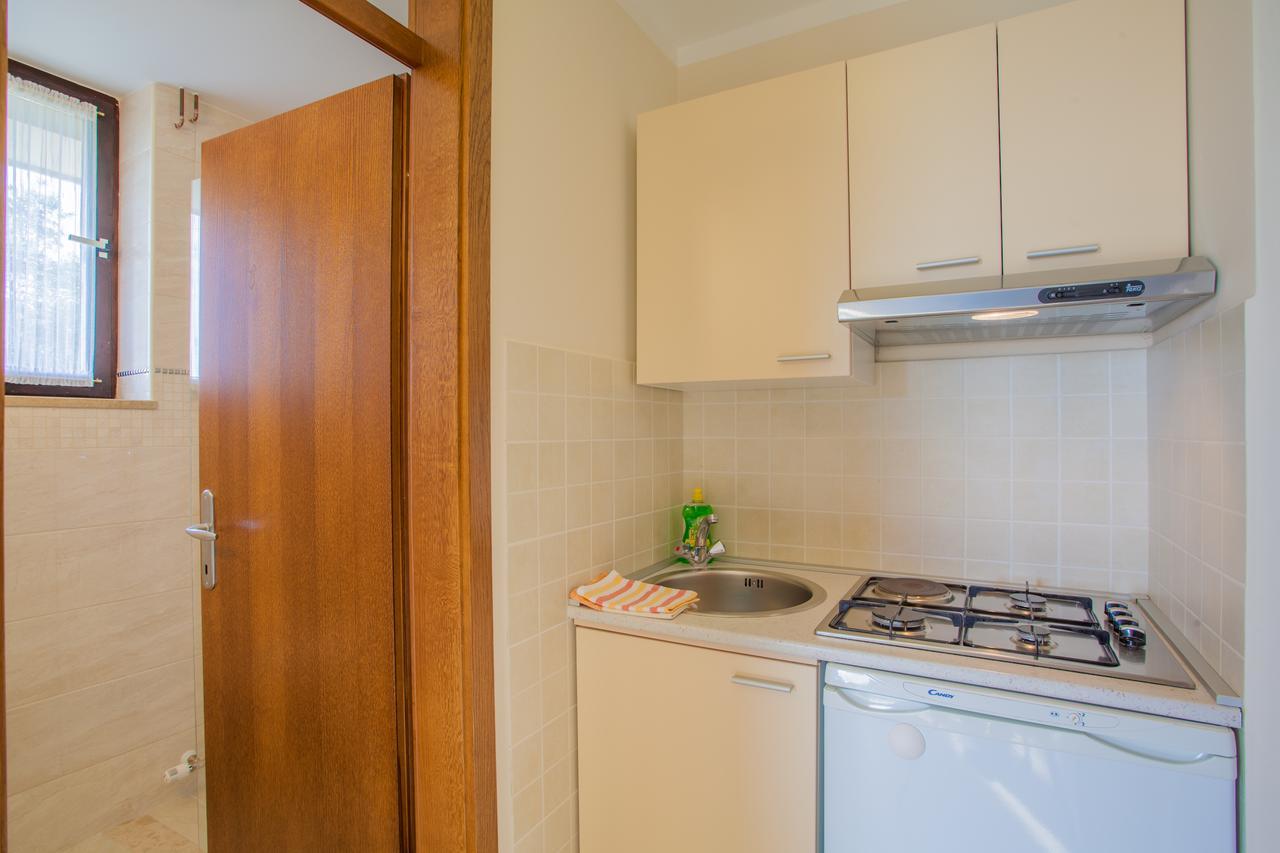 קרס Apartments Ljubo & Lili מראה חיצוני תמונה